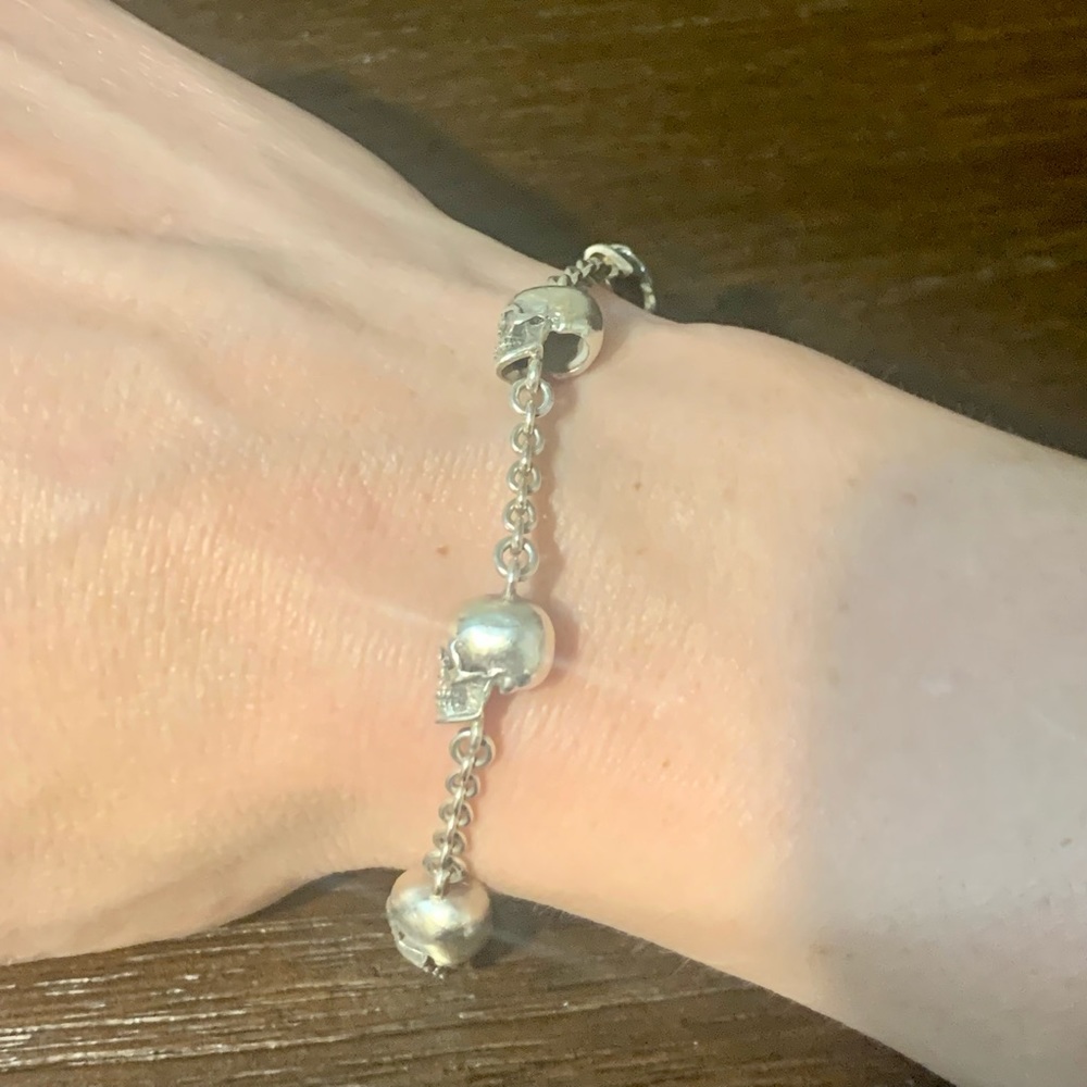 Sterling silver skull bracelet